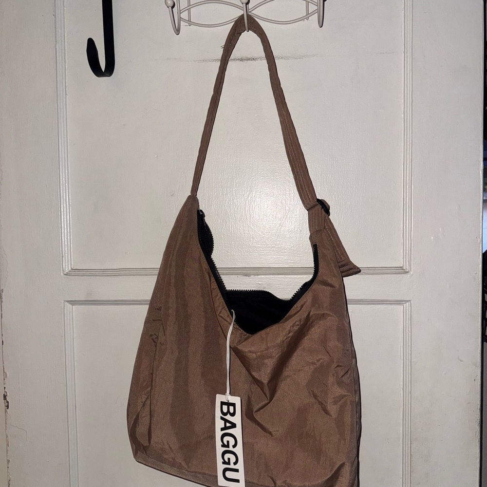 Baggu Tan Women's Shoulder Bag